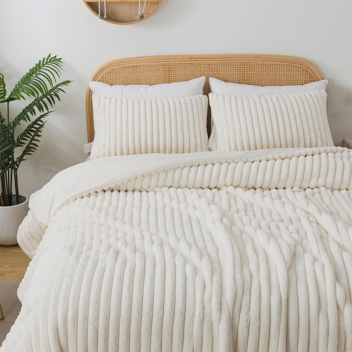 Lotus Karen Queen Comforter Set - Fluffy White Faux Fur Bed Comforter Queen - Winter Thick Fuzzy Striped Faux Rabbit Fur Bedding Sets 3 Pieces (1 Comforter and 2 Pillowcases)