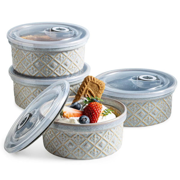 9 oz Ramekins with Lids, Creme Brulee Ramekins Oven Safe, Small Ceramic Serving Bowls, White Custard Cups for Baking, Dipping Sauce Cups, Pinch Bowls Ideal for Birthday Party, Set of 4