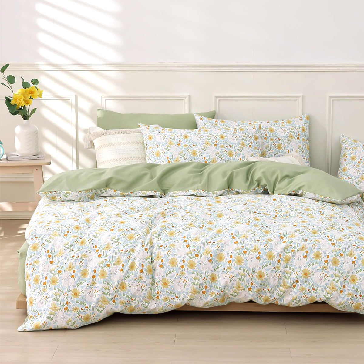 LEMIROE Botanical Cotton Comforter King Size - White Comforter with Delicate Black Leaves Patterns,Gray Reversible Lightweight Bedding Sets 3Pcs